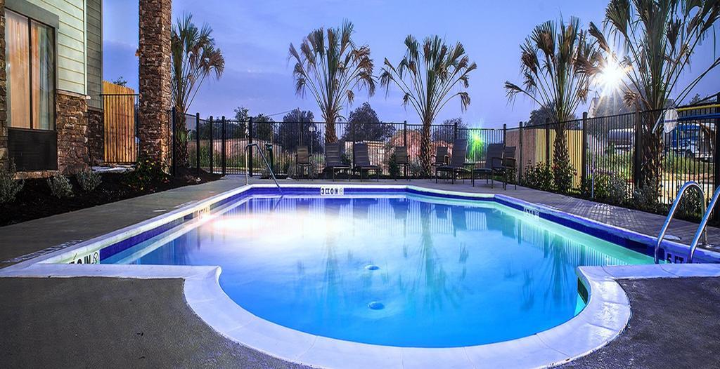 Comfort Inn & Suites Beeville Dış mekan fotoğraf